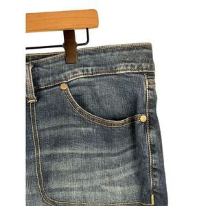 Torrid Denim Jean Shorts #10277284 Size 20 Summer Rise‎ 3" Inseam